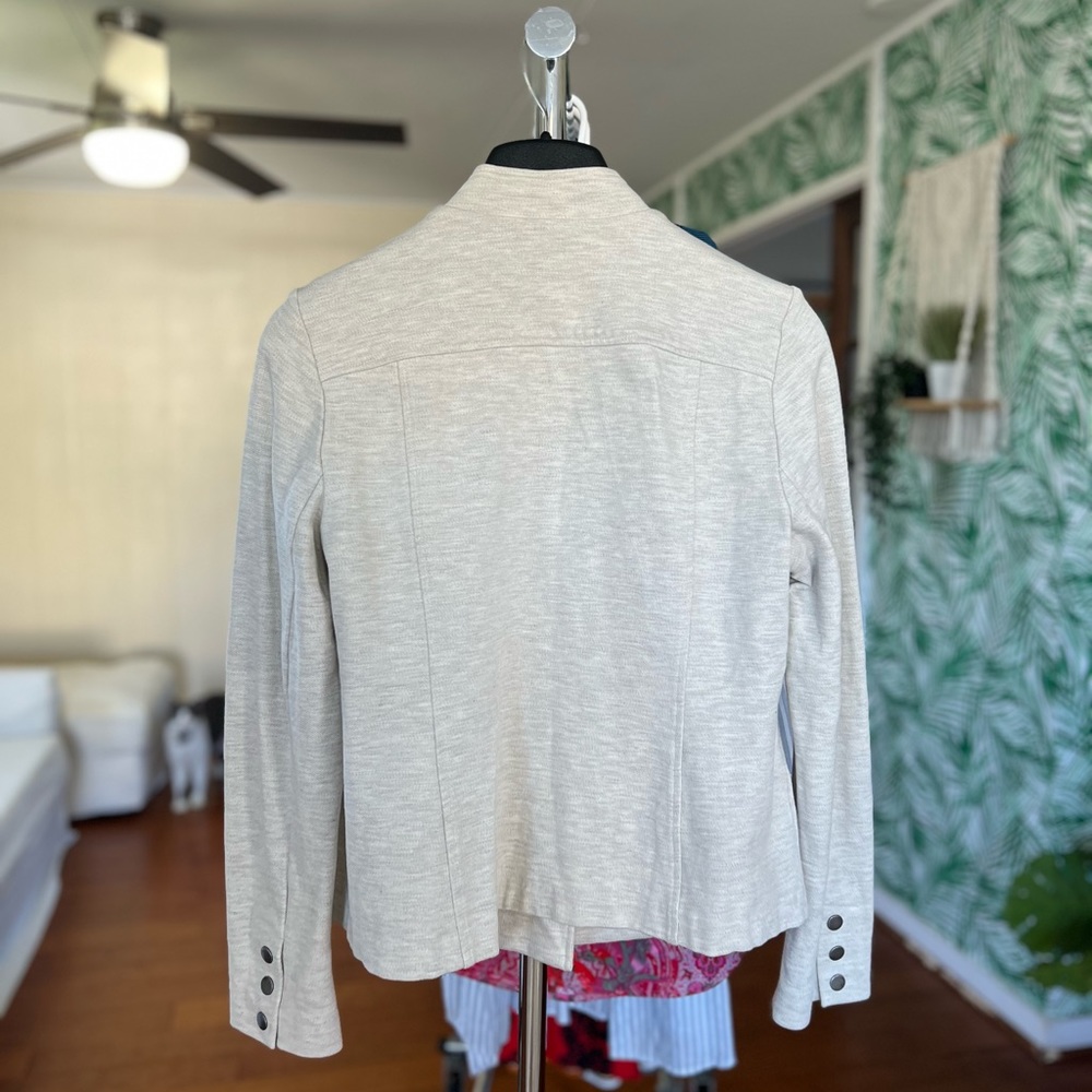 CAbi Charlie Double Breasted Moto Coat Jacket Oatmeal Brown Cream 3028 Sz M - Picture 11 of 11
